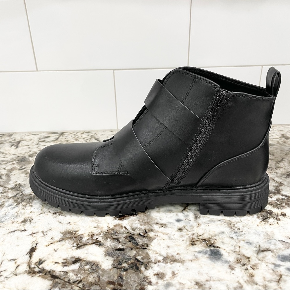 9, 9.5 SO Black with silver buckle faux leather ankle combat booties - Picture 6 of 11